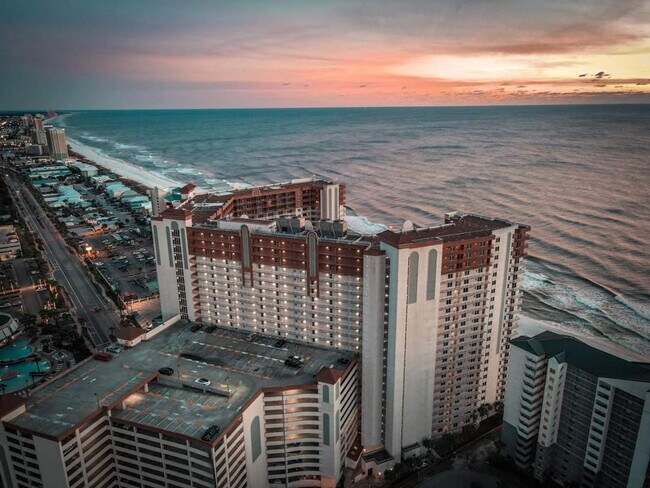 Building Photo - 104 Gulfside Ct