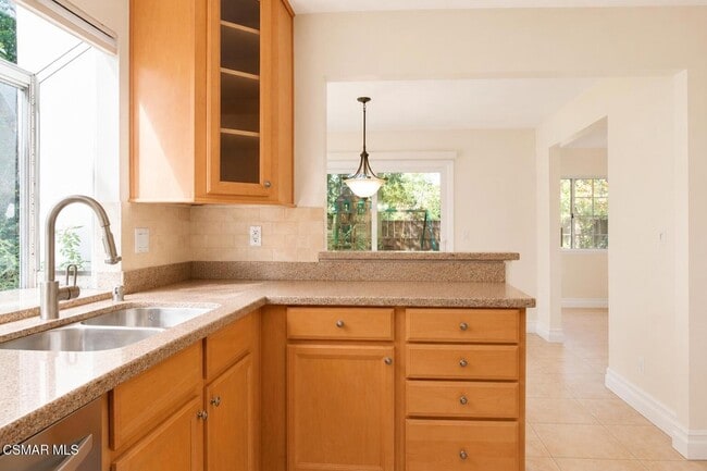 Building Photo - 4345 Willow Glen St