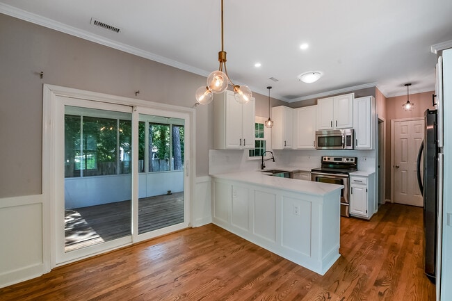 Building Photo - 1011 Willow Ridge Dr
