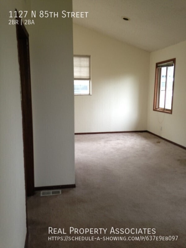 Building Photo - 1127 N 85th St