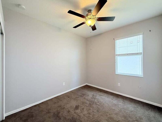 Building Photo - 8222 Willow Beach Dr