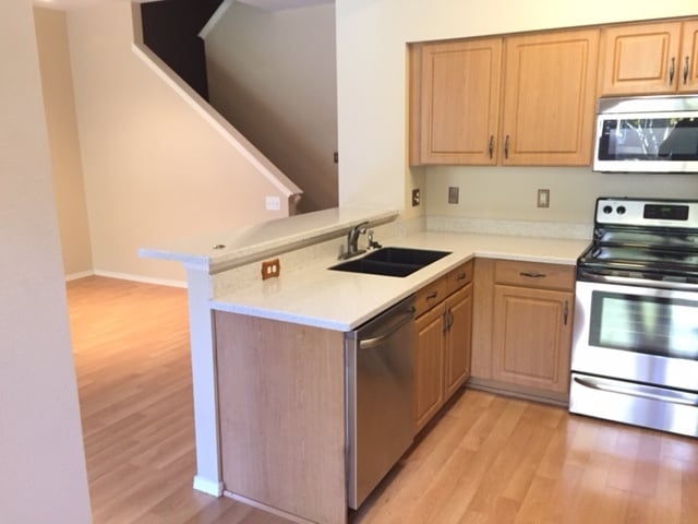Kitchen - 6506 Silver Mesa Dr