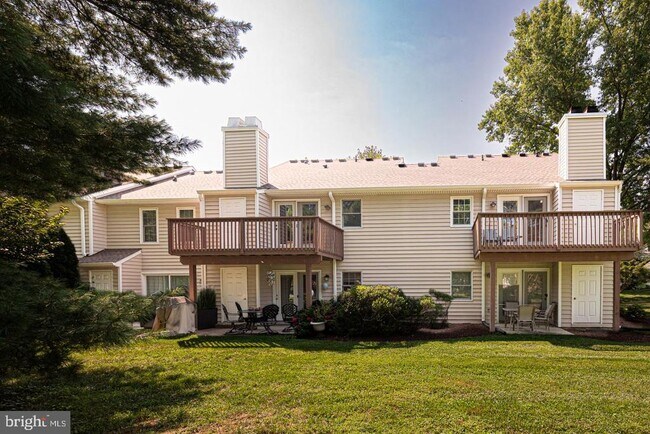 Building Photo - 104 Meadow Ct