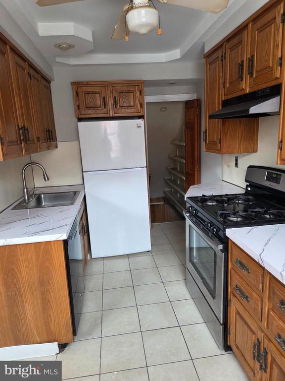 Building Photo - 1219 Passmore St