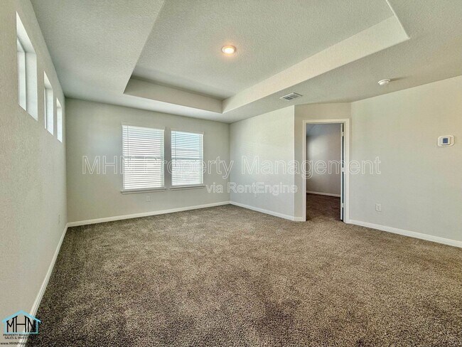 Building Photo - 11151 Hollinger Cir