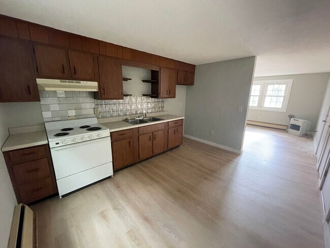 Primary Photo - 17 Kingsley Ct