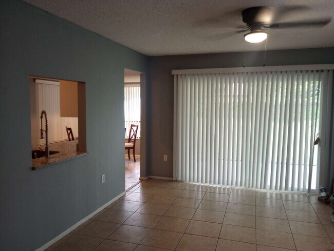 Building Photo - 4207 Pierce Ct