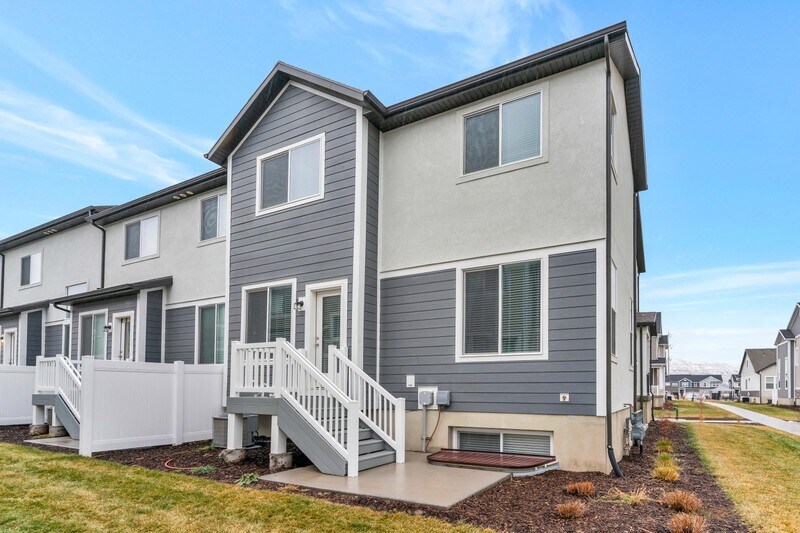 Building Photo - 1613 N 3740 W