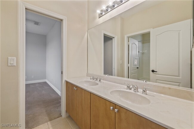 Building Photo - 9149 Spring Mountain Way