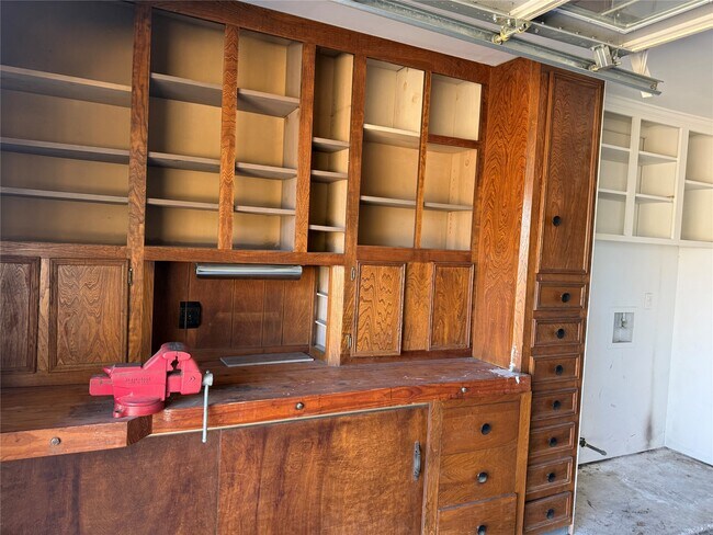 Building Photo - 13726 Rampchester Ln