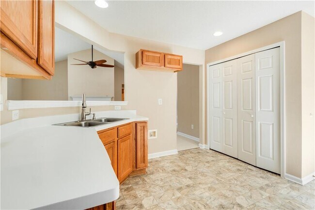 Building Photo - 4209 Zephyrhills Dr
