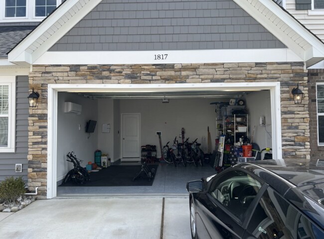 Building Photo - 1817 Honey Milk Rd