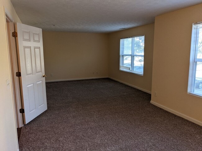 Building Photo - 2201 Waldrop Pl