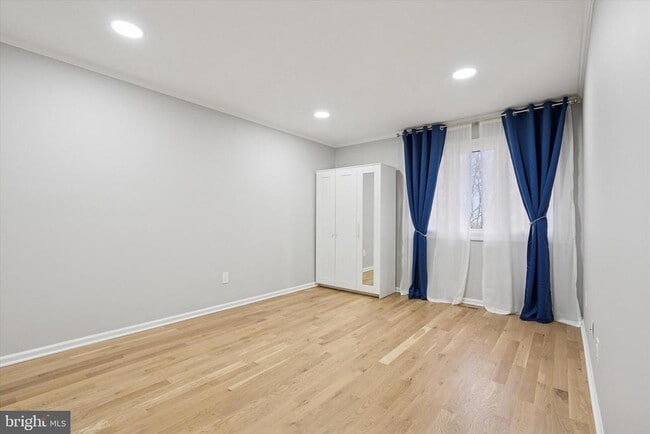 Building Photo - 42 Golf Club Dr