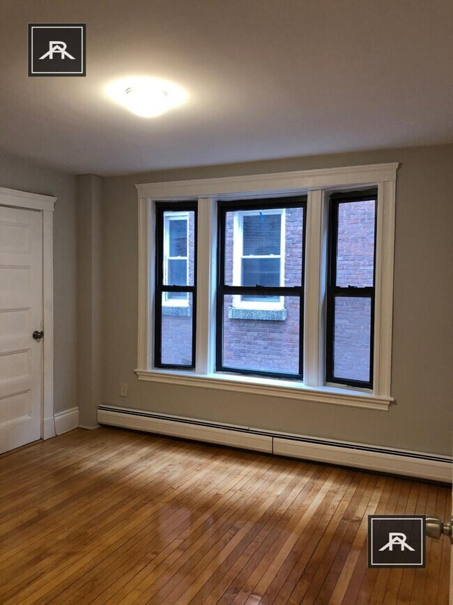 Building Photo - 3 bedroom in Cambridge MA 02140