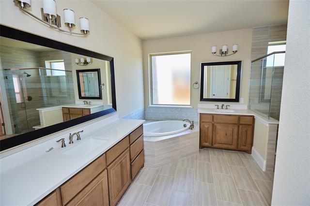 Building Photo - 1460 Waterton Dr