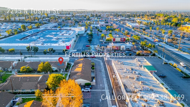 Building Photo - 2295 N Tustin St