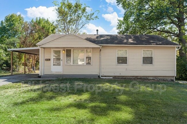 Building Photo - 1700 Newhall Ct