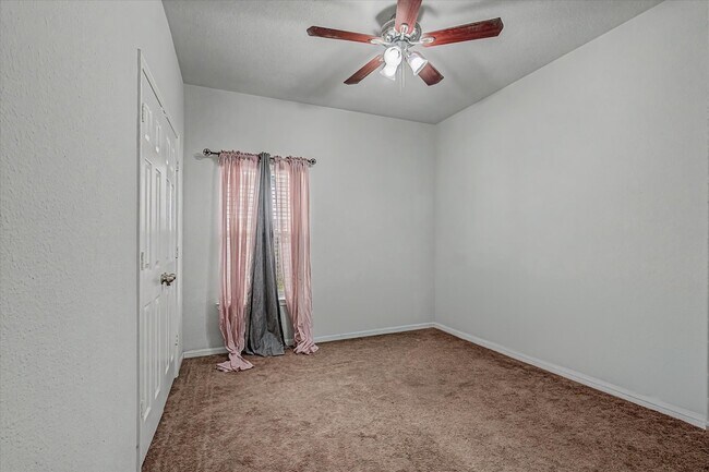 Building Photo - 16534 Twinwalker Drive