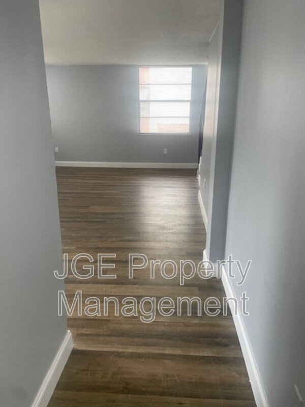 Building Photo - 1752 NW 55th Ave