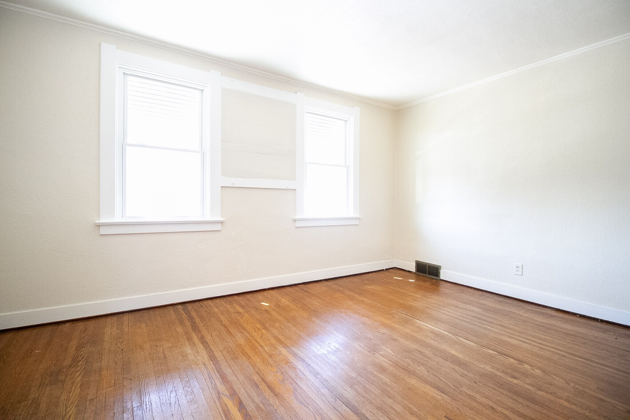 Building Photo - 4250 N Haven Ave