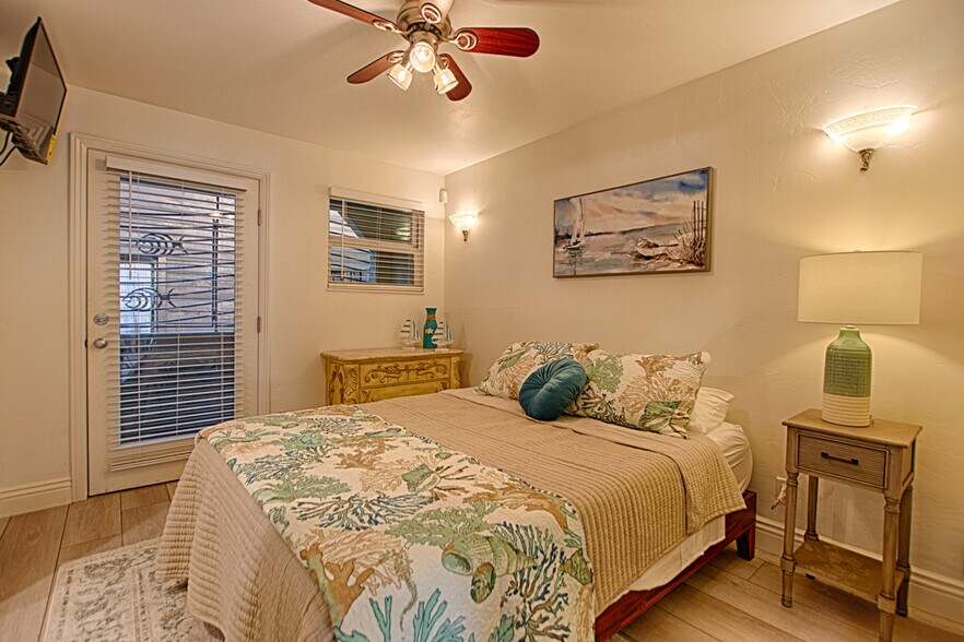 Bedroom - 307 Capitola Ave