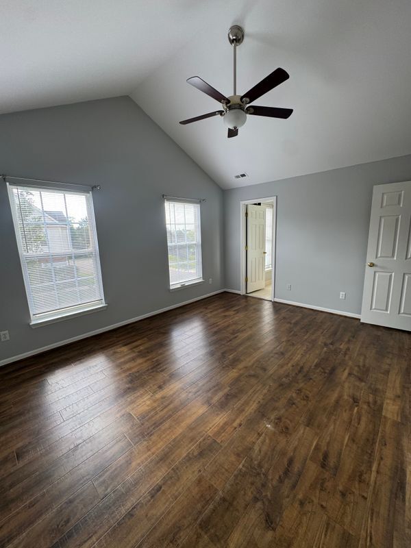 Building Photo - 17200 Addington Dr