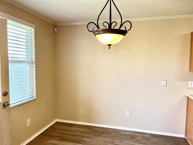 Building Photo - 2906 Lake Vista Dr