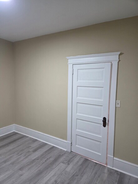 Building Photo - 1116 Ashley St