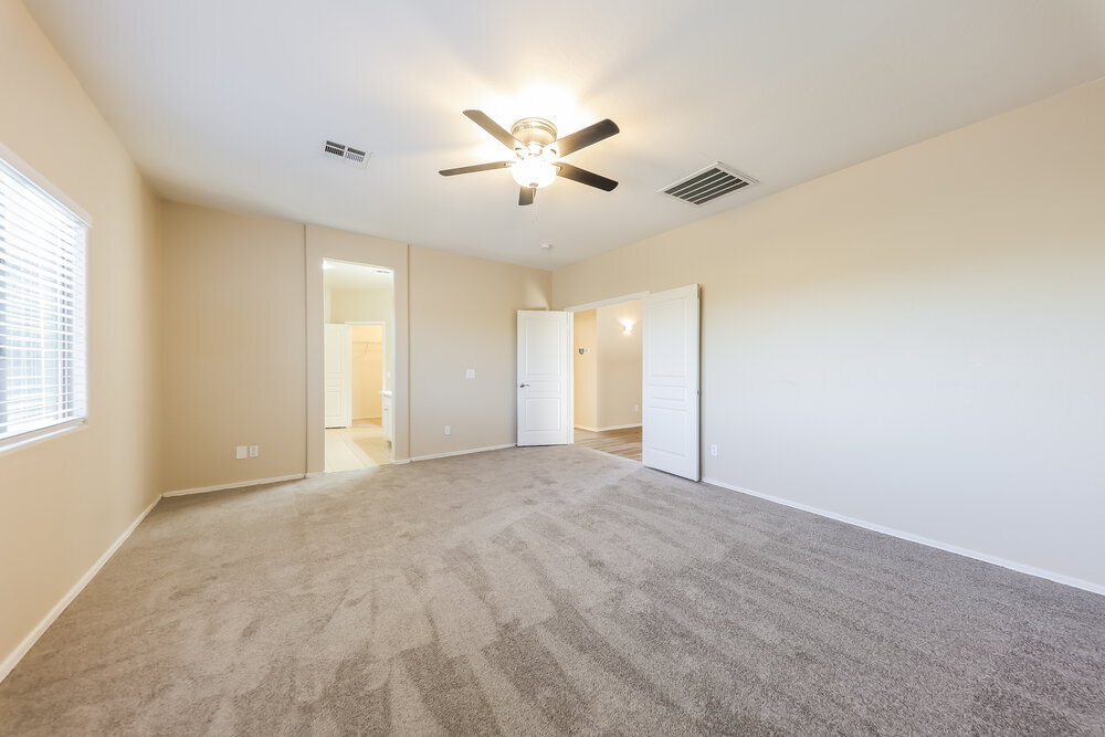 Building Photo - 16115 N 168th Ave