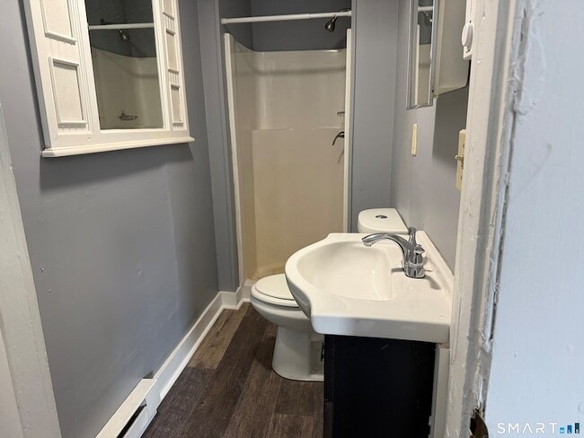 Building Photo - 139 N Main St