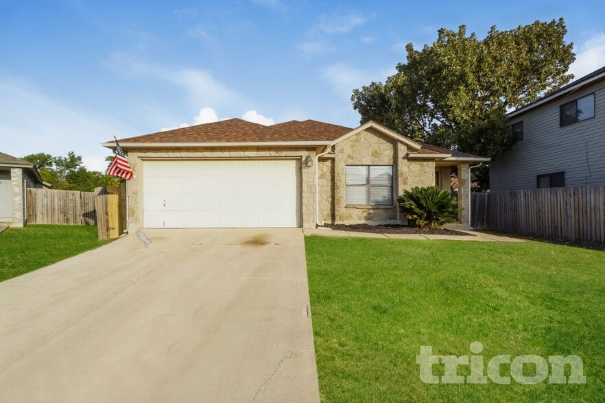 Primary Photo - 7807 Encanto Vis Dr