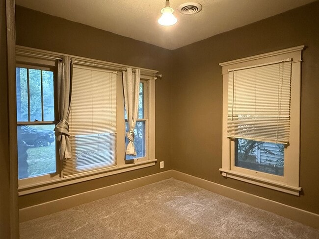 Building Photo - 826 Colorado St