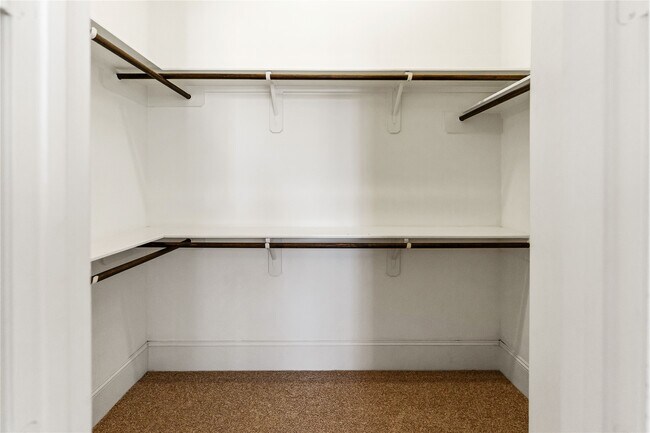 Building Photo - 2720 Church Wood Dr