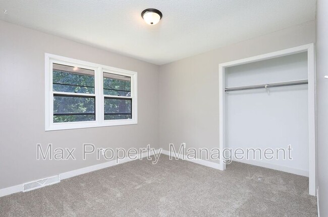 Building Photo - 1517 NW 81st St