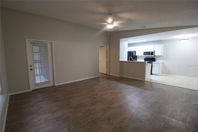 Building Photo - 8114 45th Ct E