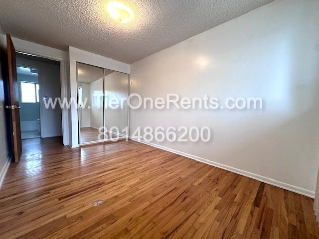 Building Photo - NO DEPOSIT option available for qualified renters!