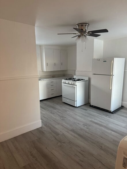 Building Photo - 165 Brunswick St