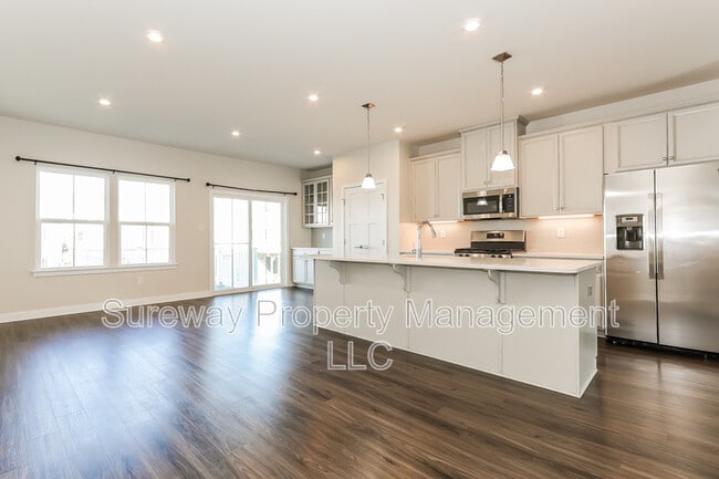 Building Photo - 12 Kohlmyer Dr