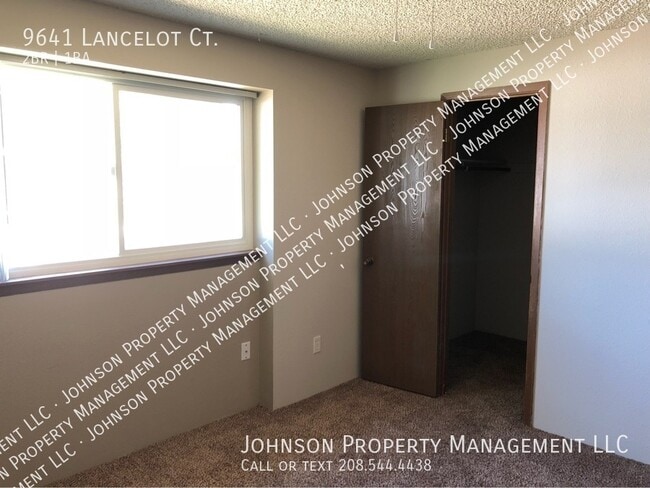 Building Photo - 9641 Lancelot Ct