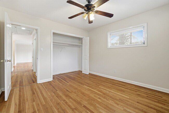 Building Photo - Renovated Home in the Heart of Brookhaven