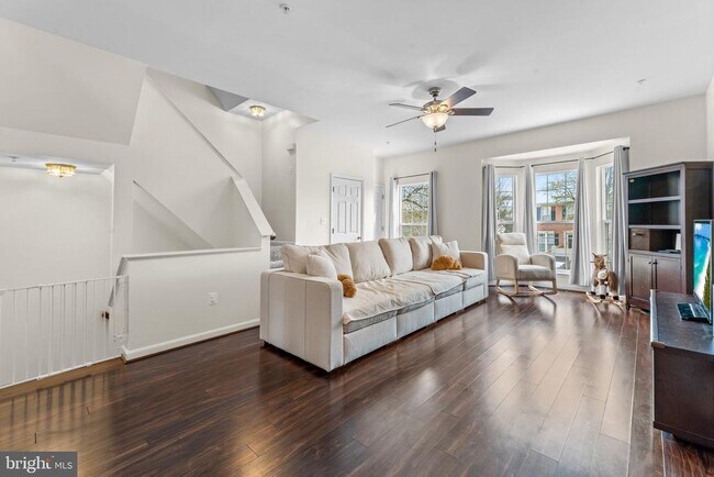 Building Photo - 2552 Blue Water Blvd