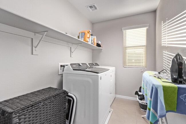 Building Photo - 19210 W Solano Dr