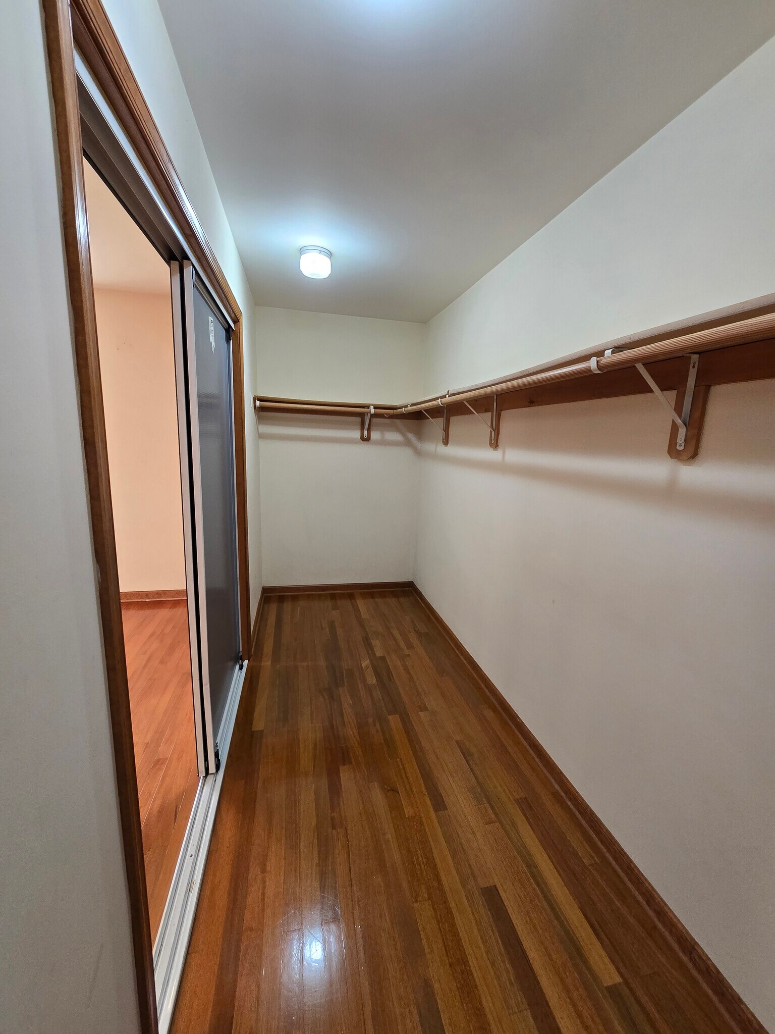 Building Photo - 35 Hawkins St