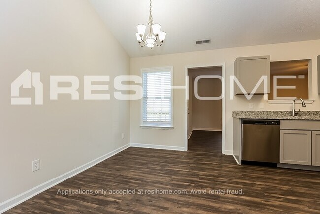 Building Photo - 632 Zellwood Dr