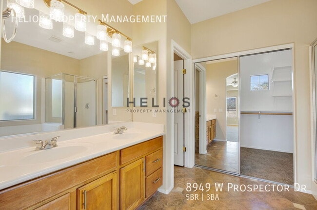 Building Photo - 8949 W Prospector Dr