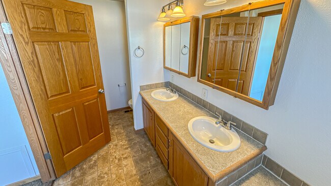 Building Photo - 1229 Sonata Lane