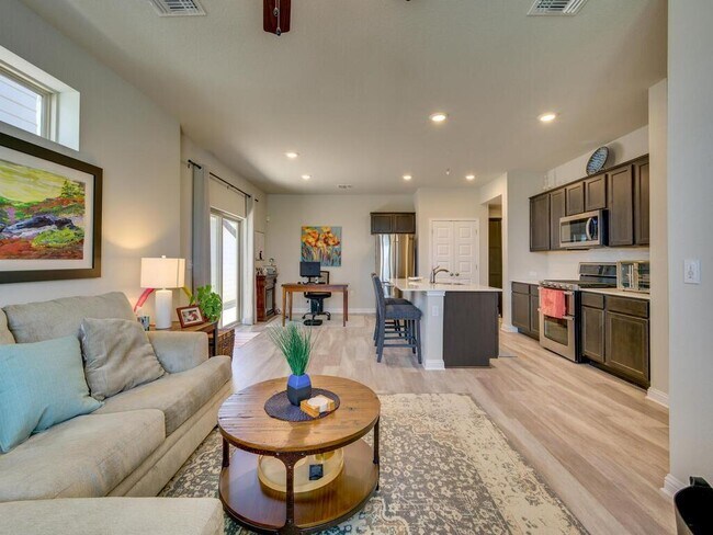 Building Photo - 7702 Dylan Dr