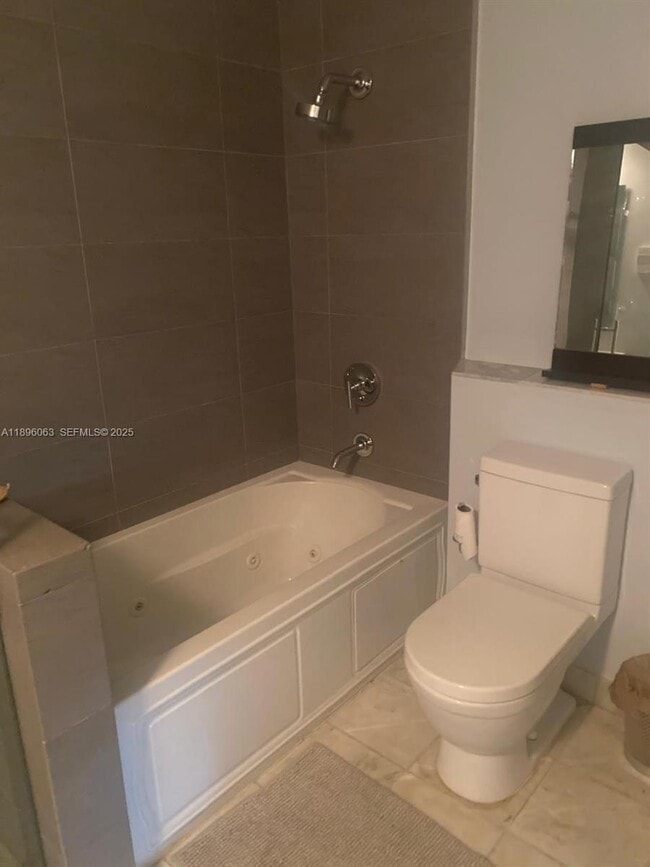 Building Photo - 6580 Indian Creek Dr