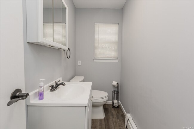 Building Photo - 34 Hazard Ave